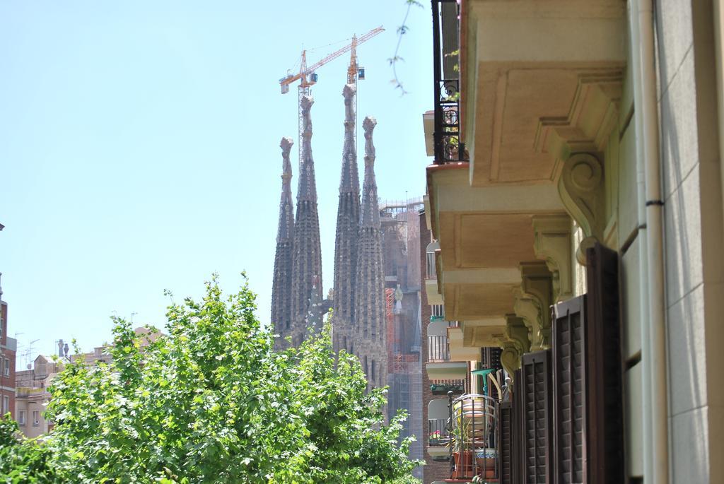 Gaudi Sdb Lägenhet Barcelona Exteriör bild